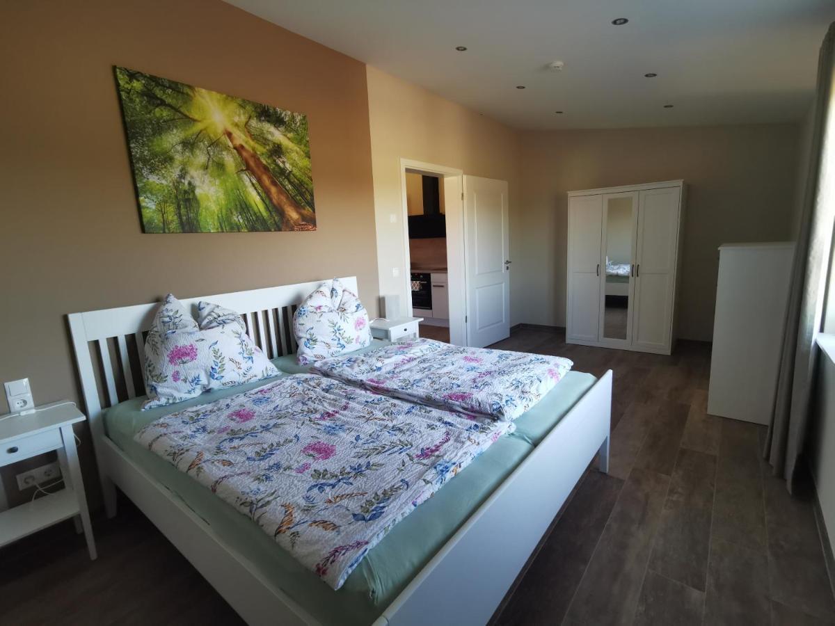 Ferienwohnung Gestuet Von Erden Haßloch Esterno foto